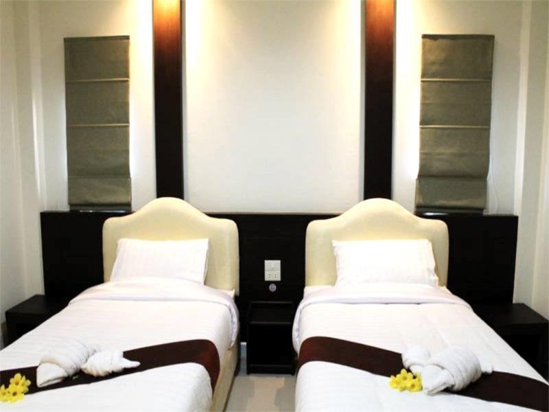Saabpaiboon Grand Resort Ban Talat Экстерьер фото